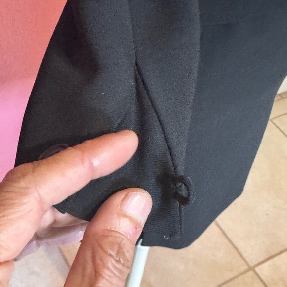 Ann Taylor Black Blazer with Notched Lapels and Fitted Silhouette - Picture 8 of 13